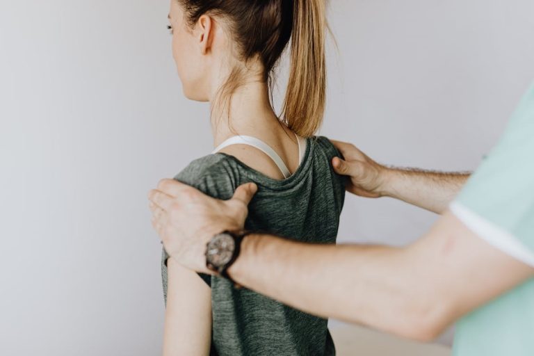 Your Guide To Shoulder and Neck Pain Radiating Down the Arm